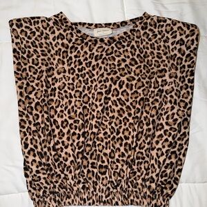 Free Kisses Leopard Print Sweatshirt